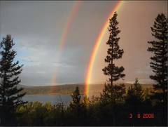 Ein doppelter Regenboden ber dem 108 Mile Lake.  Schn!